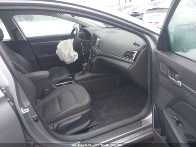 5NPD84LF0HH069898 Hyundai Elantra Limited