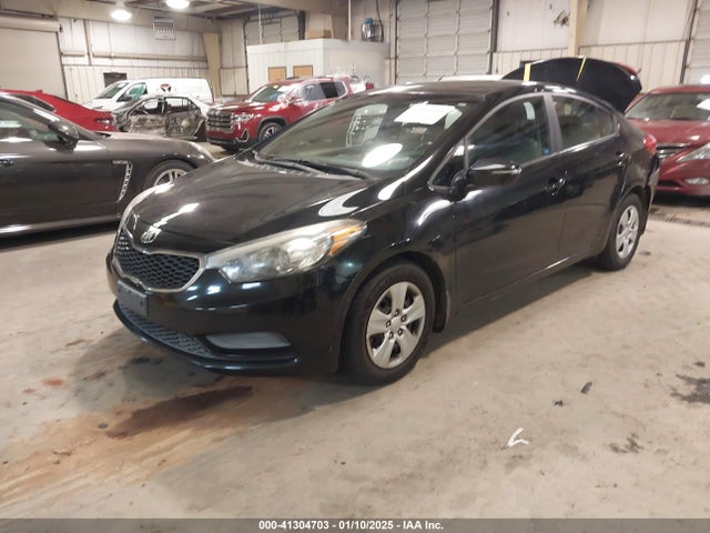KIA FORTE LX 2015 KNAFX4A63F5427505 Image 2