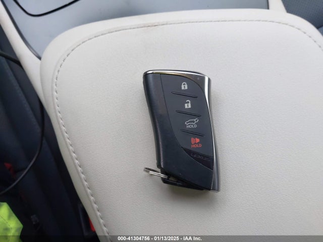 Lexus 1xm / 1ym 2024 JTJAAAABXRA025144 Image 11