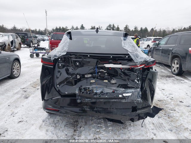 Lexus 1xm / 1ym 2024 JTJAAAABXRA025144 Image 17