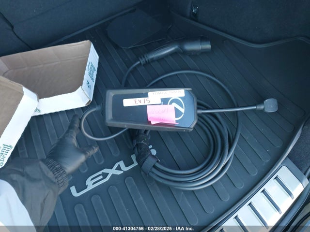 Lexus 1xm / 1ym 2024 JTJAAAABXRA025144 Image 20