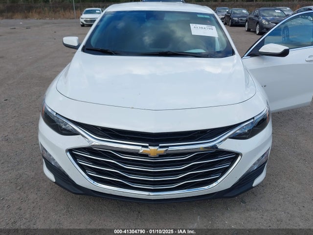 1G1ZD5ST4RF151796 Chevrolet Malibu Fwd 1lt