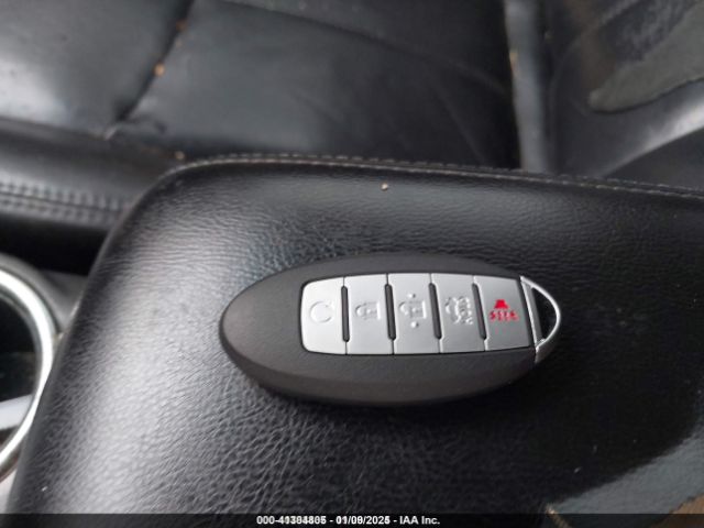 5N1AR2MN4EC646123 Nissan Pathfinder Sl