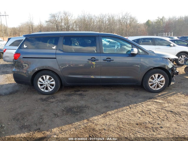 KIA SEDONA LX 2017 KNDMB5C15H6330917 Image 13