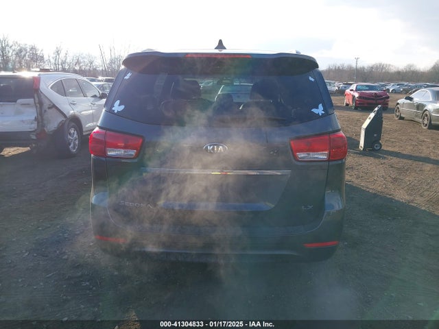 KIA SEDONA LX 2017 KNDMB5C15H6330917 Image 16