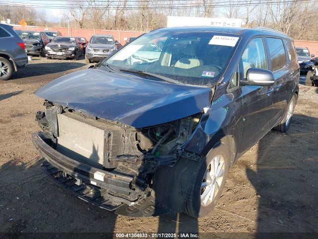 KIA SEDONA LX 2017 KNDMB5C15H6330917 Image 6