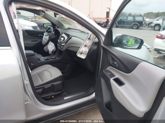 2GNAXPEXXK6305330 Chevrolet Equinox Premier