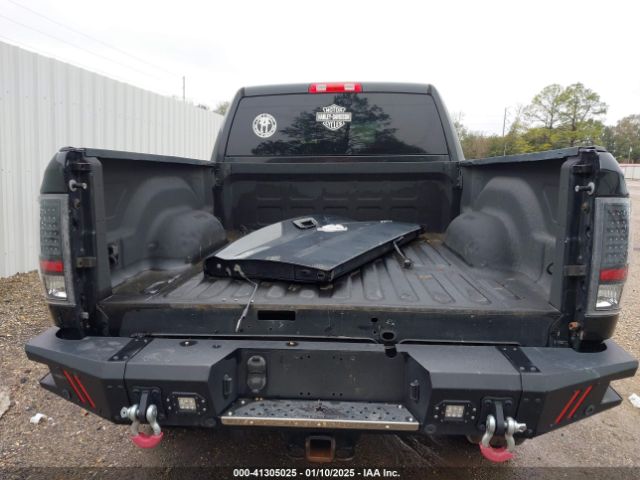 3C6UR5CL1JG189546 RAM 2500 Tradesman  4x4 6'4 Box