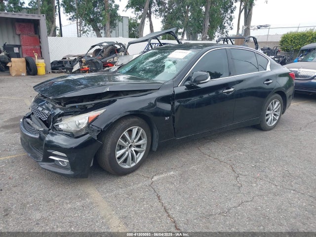 Infiniti 2015 2015 JN1BV7AP5FM346323 Image 2