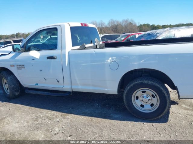 3C6JR7DT4KG532395 RAM 1500 Classic Tradesman  4x4 8' Box
