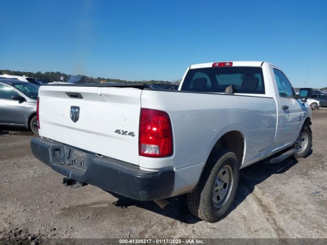 3C6JR7DT4KG532395 RAM 1500 Classic Tradesman  4x4 8' Box