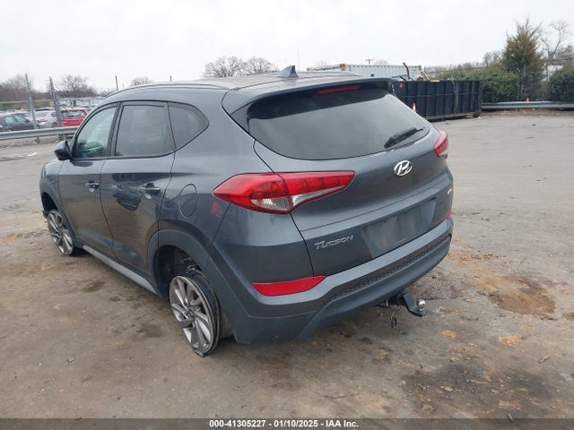 KM8J3CA44JU731731 Hyundai TUCSON SEL