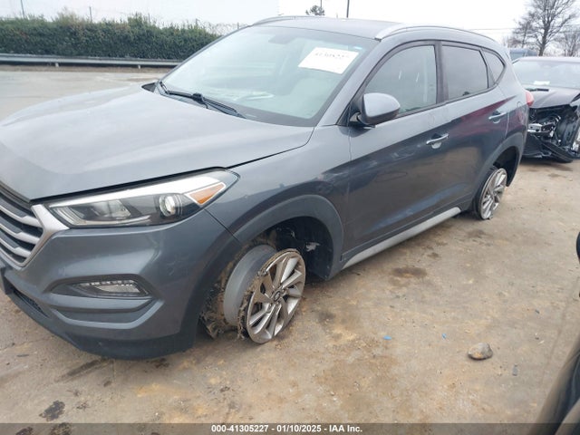 KM8J3CA44JU731731 Hyundai TUCSON SEL
