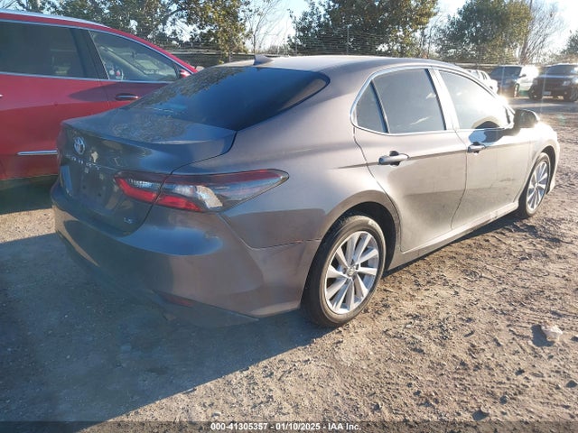 Toyota CAMRY LE 2024 4T1C11AK3RU884047 Image 4
