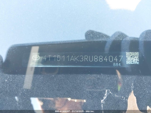 Toyota CAMRY LE 2024 4T1C11AK3RU884047 Image 9