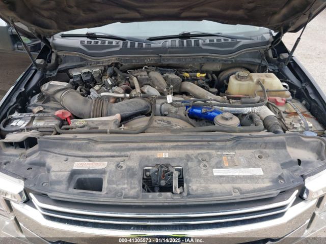 1FT7W2BT5HEE17810 Ford F-250 Lariat