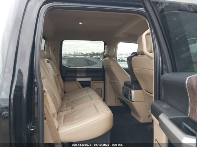 1FT7W2BT5HEE17810 Ford F-250 Lariat