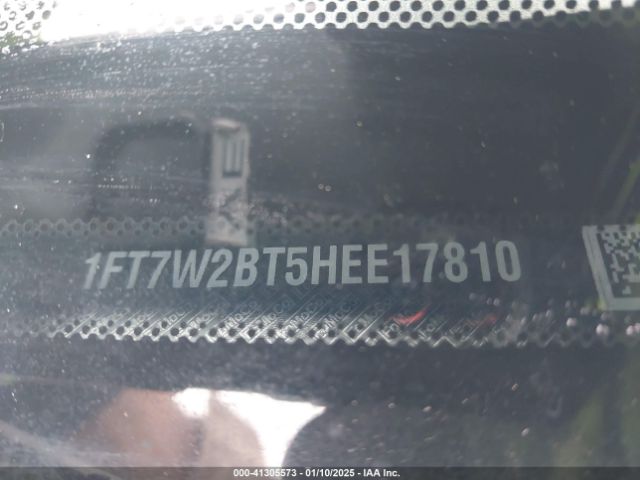 1FT7W2BT5HEE17810 Ford F-250 Lariat