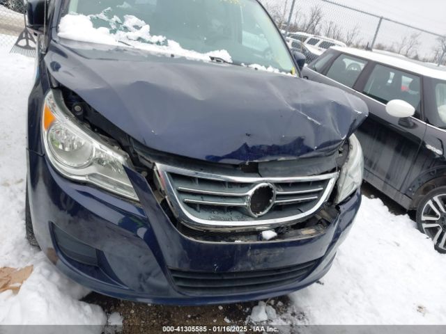 2C4RVABG7ER134929 Volkswagen ROUTAN SE