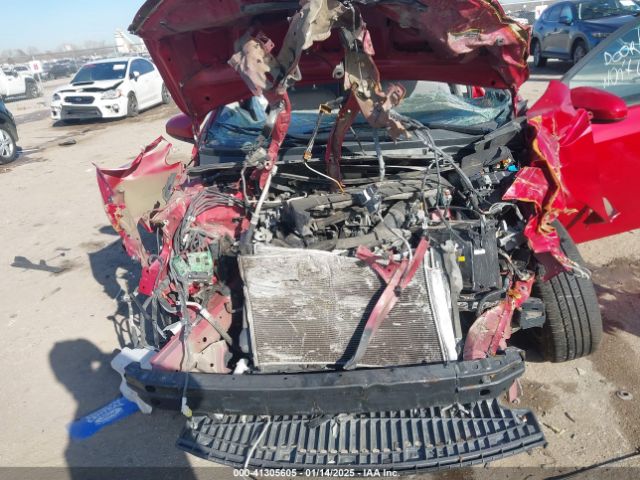 5YFBURHEXFP236137 Toyota Corolla Le Plus