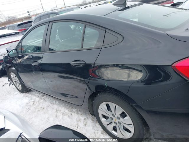 1G1BC5SM8J7133183 Chevrolet Cruze Ls Auto