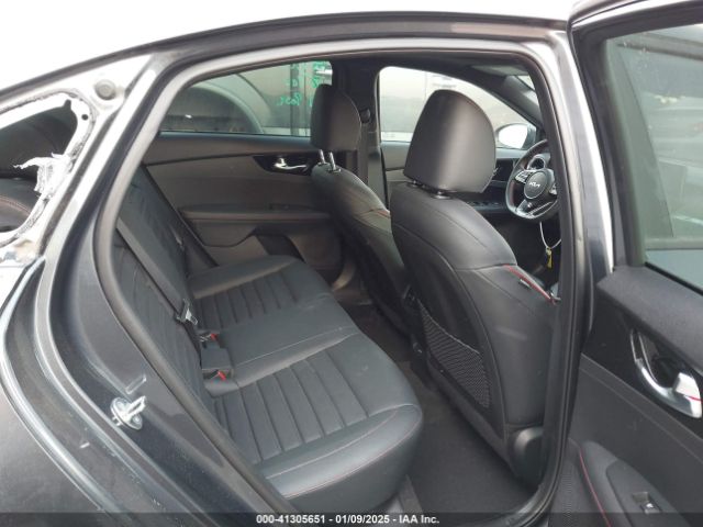 3KPF44AC3PE619806 KIA FORTE GT