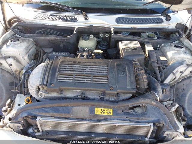 2006 MINI COOPER S WMWRE33506TJ40359 Photo 9