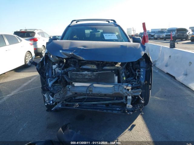 2T3H1RFV0KC030154 Toyota RAV4 LE