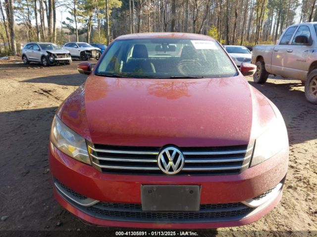1VWAT7A33FC007414 Volkswagen Passat 1.8t S