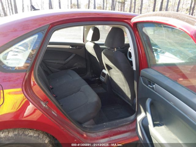 1VWAT7A33FC007414 Volkswagen Passat 1.8t S