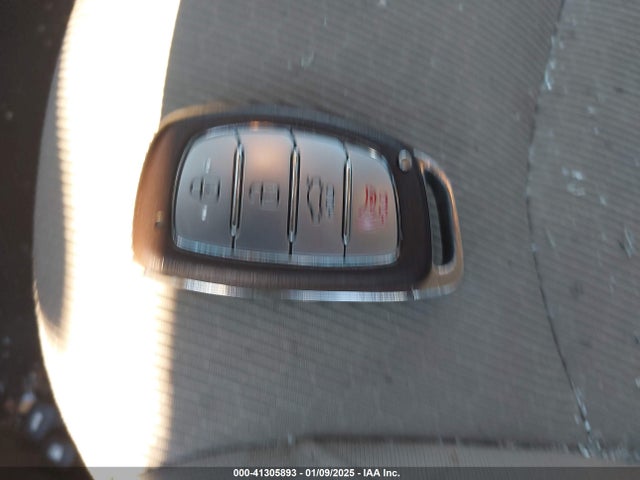KMHD84LF6HU160904 Hyundai ELANTRA SE