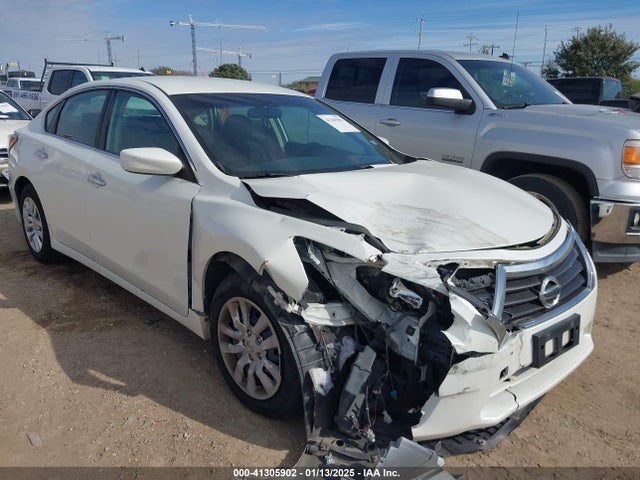 Nissan Altima 2.5 S 2014 1N4AL3AP0EN356828 Image 1
