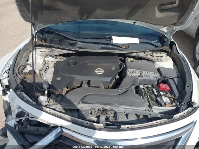 Nissan Altima 2.5 S 2014 1N4AL3AP0EN356828 Image 10