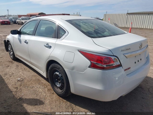 Nissan Altima 2.5 S 2014 1N4AL3AP0EN356828 Image 3