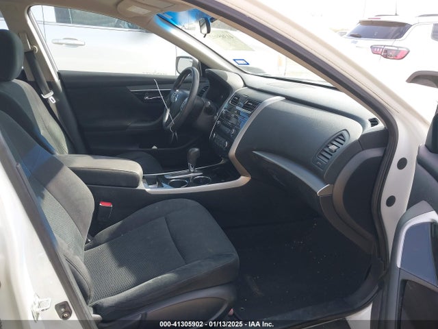 Nissan Altima 2.5 S 2014 1N4AL3AP0EN356828 Image 5