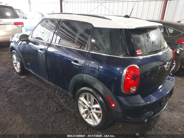 2013 MINI COUNTRYMAN WMWZC5C58DWP32458 Photo 2