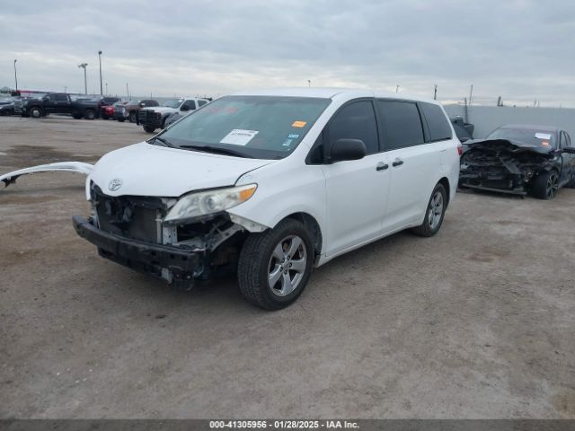 5TDZK3DC3FS677590 Toyota Sienna L 7 Passenger