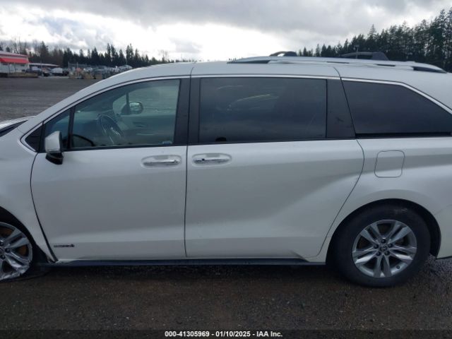 5TDZSKFC8MS033054 Toyota Sienna Limited