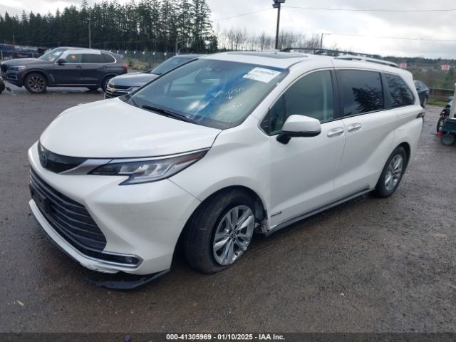 5TDZSKFC8MS033054 Toyota Sienna Limited