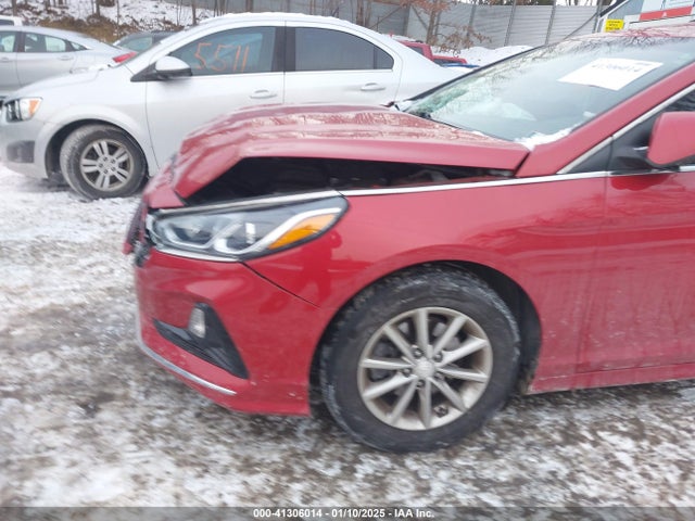 Hyundai SONATA SE 2019 5NPE24AF8KH751590 Image 18
