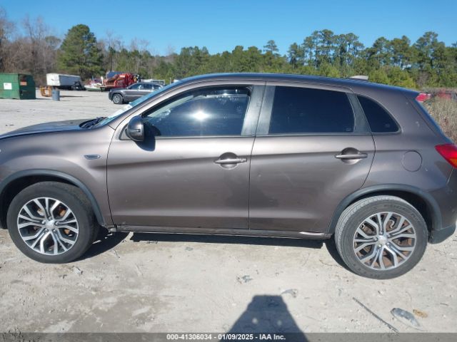 JA4AP3AU0HZ006434 Mitsubishi Outlander Sport 2.0 Es