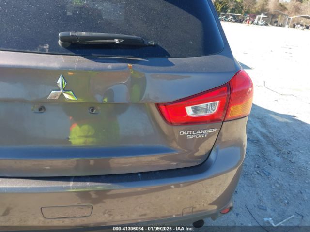 JA4AP3AU0HZ006434 Mitsubishi Outlander Sport 2.0 Es
