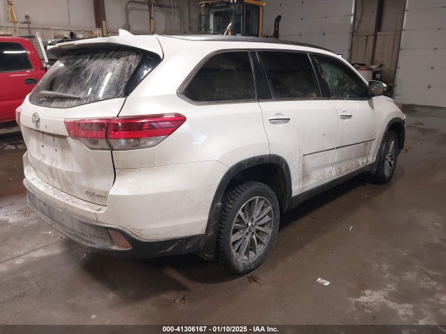 5TDJZRFH6KS622808 Toyota Highlander Xle