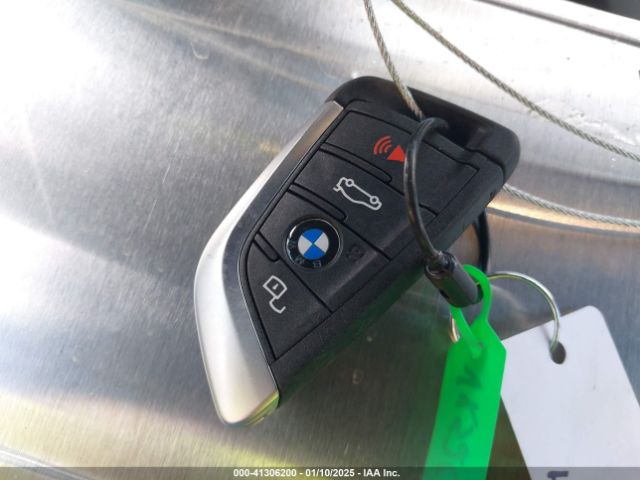 3MW69CW08S8F02835 BMW 3 Series 330i