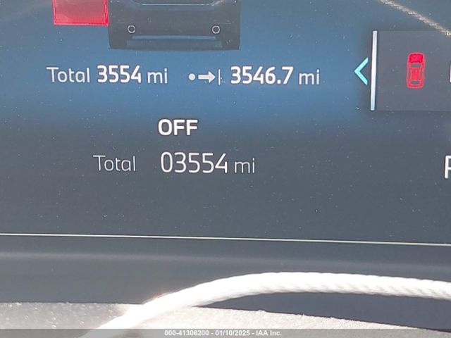 3MW69CW08S8F02835 BMW 3 Series 330i