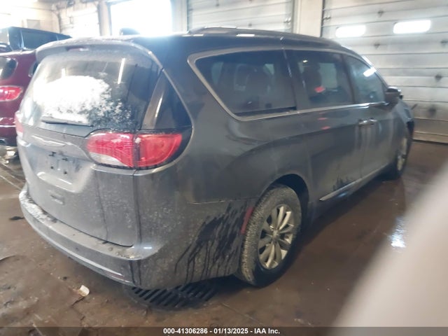Chrysler Pacifica Touring L Plus 2018 2C4RC1EGXJR306494 Image 4
