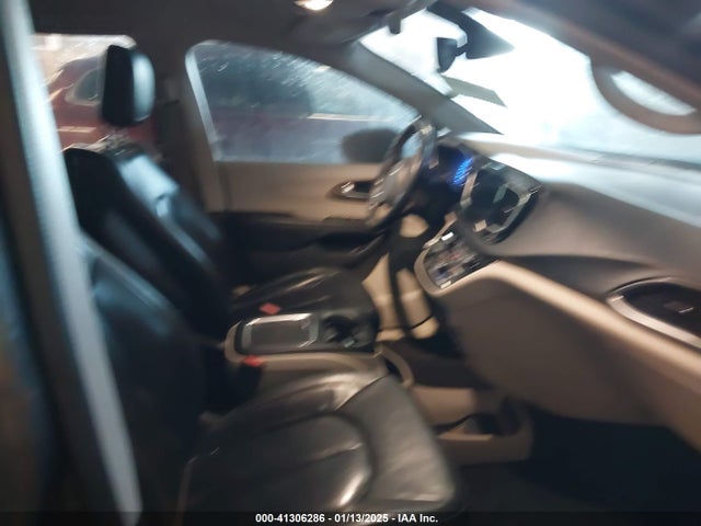 Chrysler Pacifica Touring L Plus 2018 2C4RC1EGXJR306494 Image 5