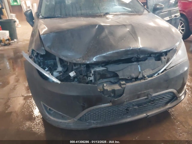 Chrysler Pacifica Touring L Plus 2018 2C4RC1EGXJR306494 Image 6