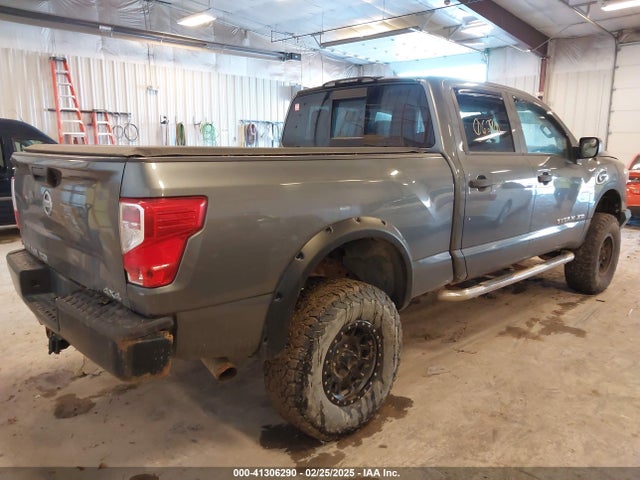 1N6BA1F30HN524421 Nissan Titan Xd S Diesel