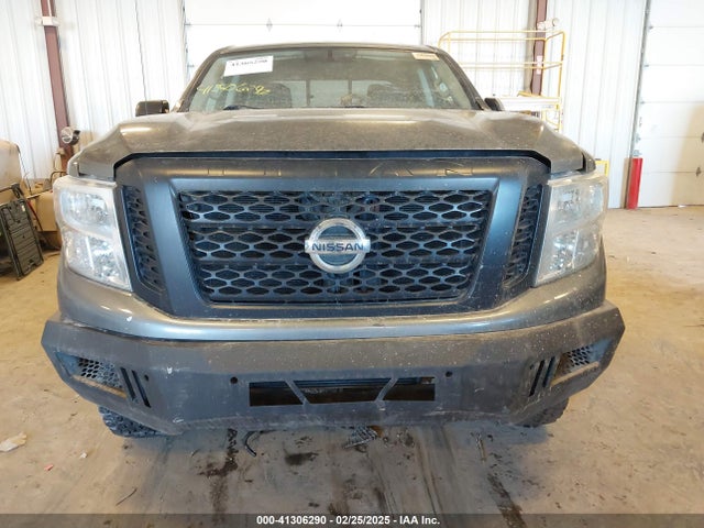 1N6BA1F30HN524421 Nissan Titan Xd S Diesel
